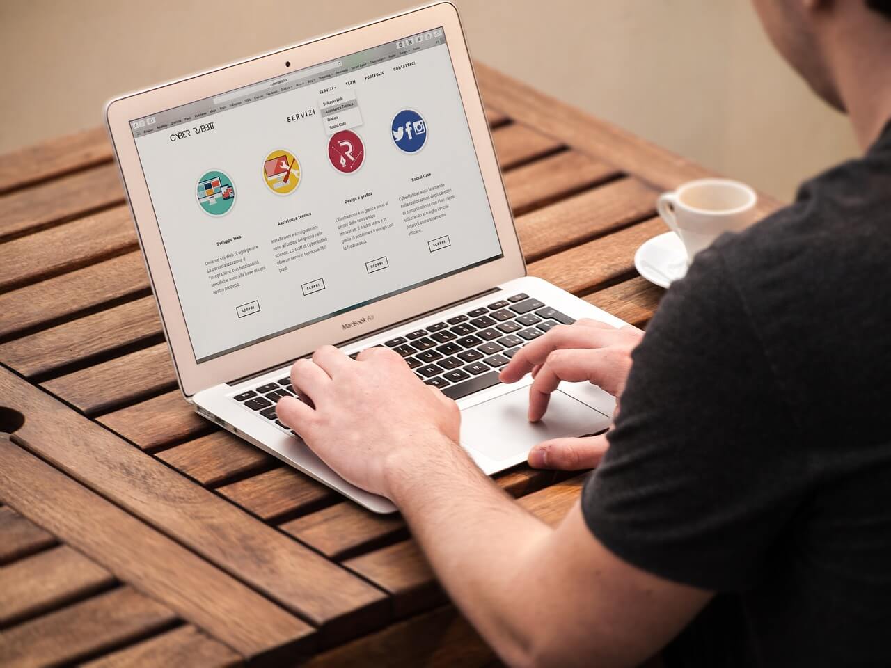 Membangun Impresi yang Kuat dalam Pembuatan Website Kampanye